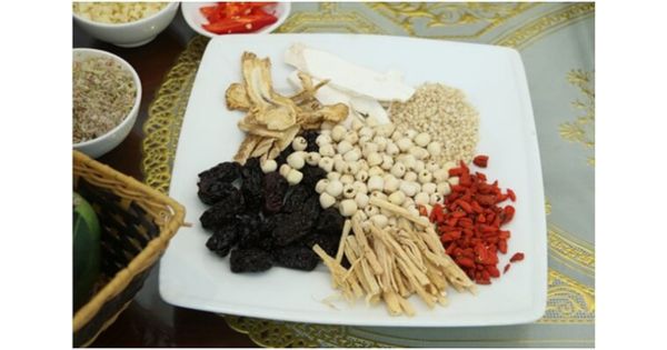 nguyên liệu làm gà hầm thuốc bắc