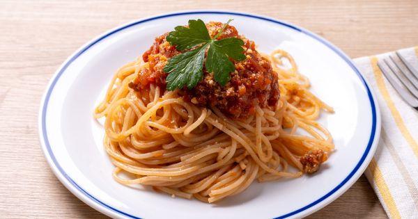 mì ý sốt bò bằm 